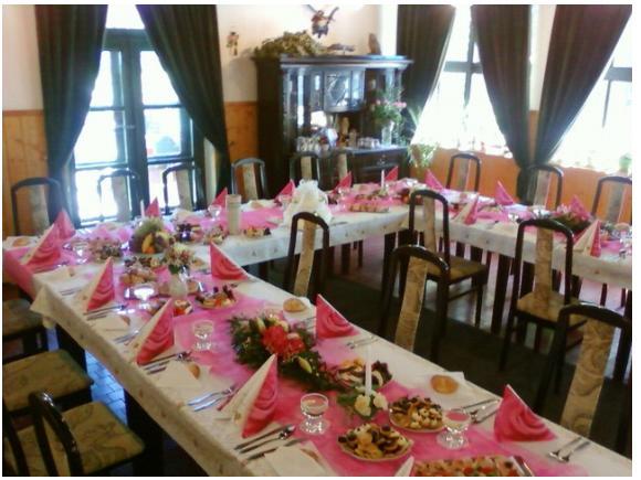 Restaurace A Pension Prvni Mlyn Хомутов Екстер'єр фото