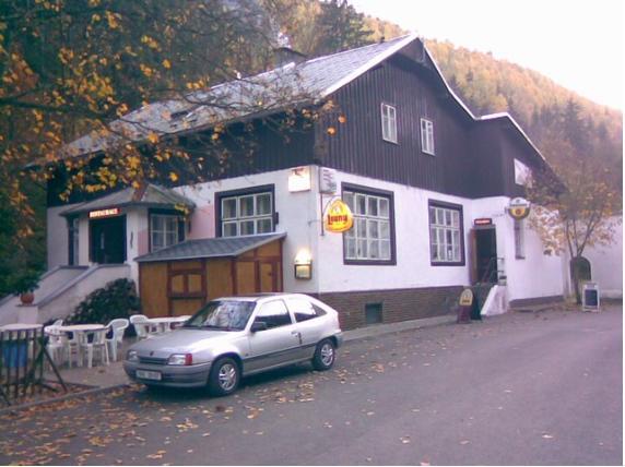 Restaurace A Pension Prvni Mlyn Хомутов Екстер'єр фото